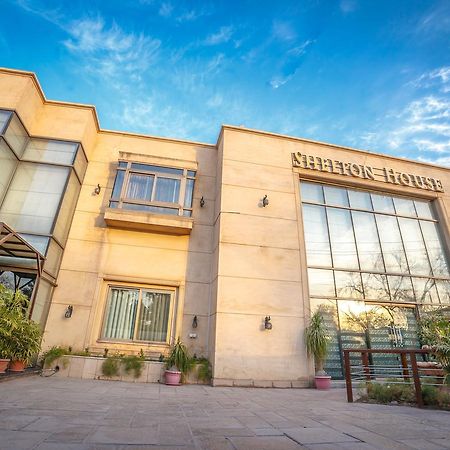 Shelton House Peshawar Hotel Exterior photo