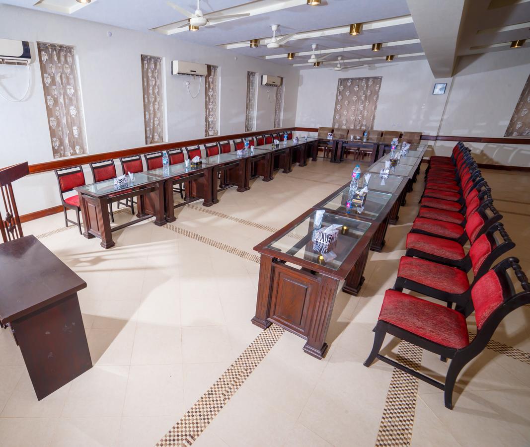Shelton House Peshawar Hotel Exterior photo